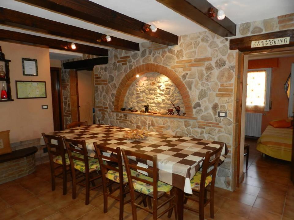 Il Cantinoccio B&B Cerasolo Ngoại thất bức ảnh