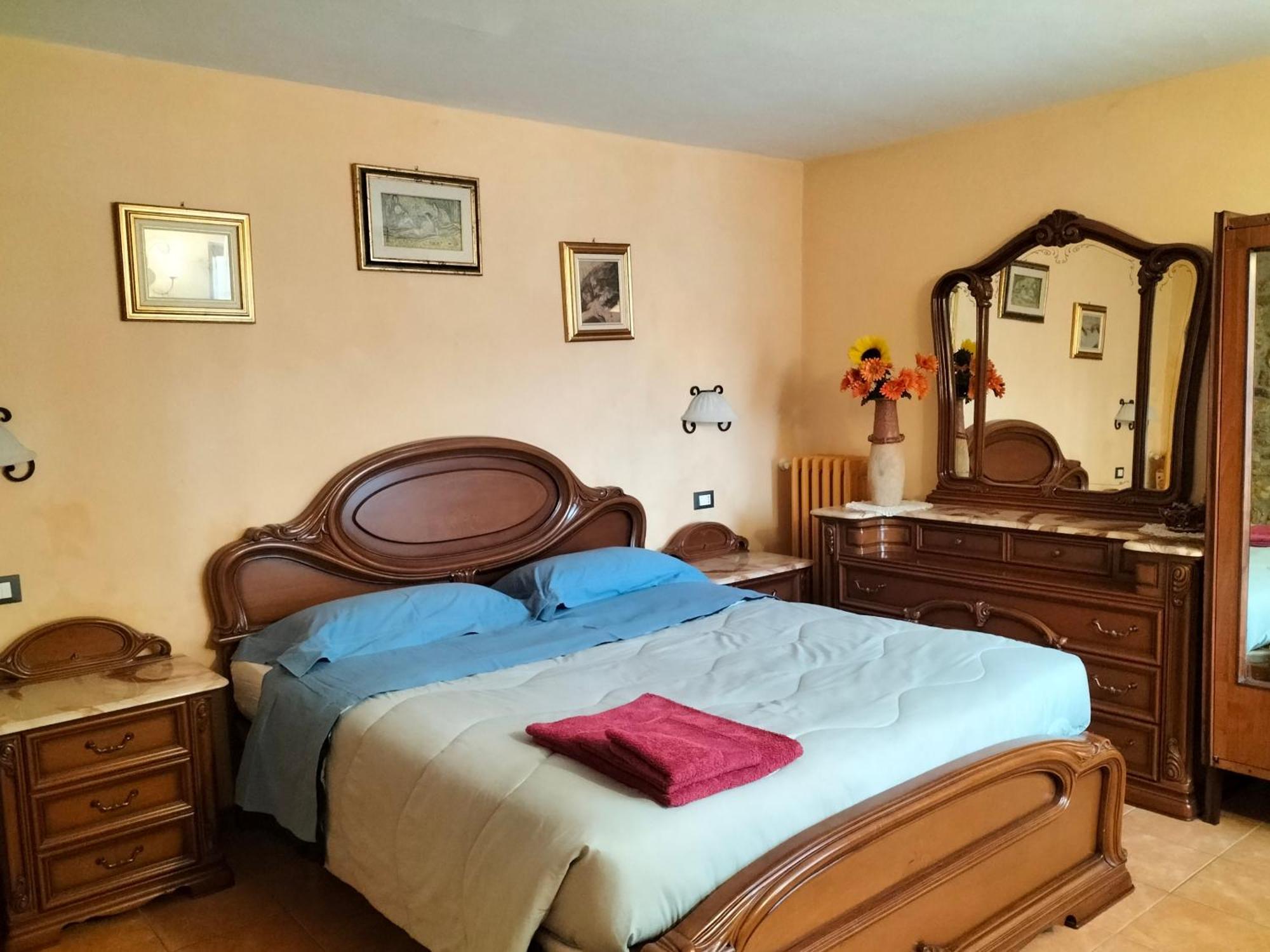 Il Cantinoccio B&B Cerasolo Phòng bức ảnh