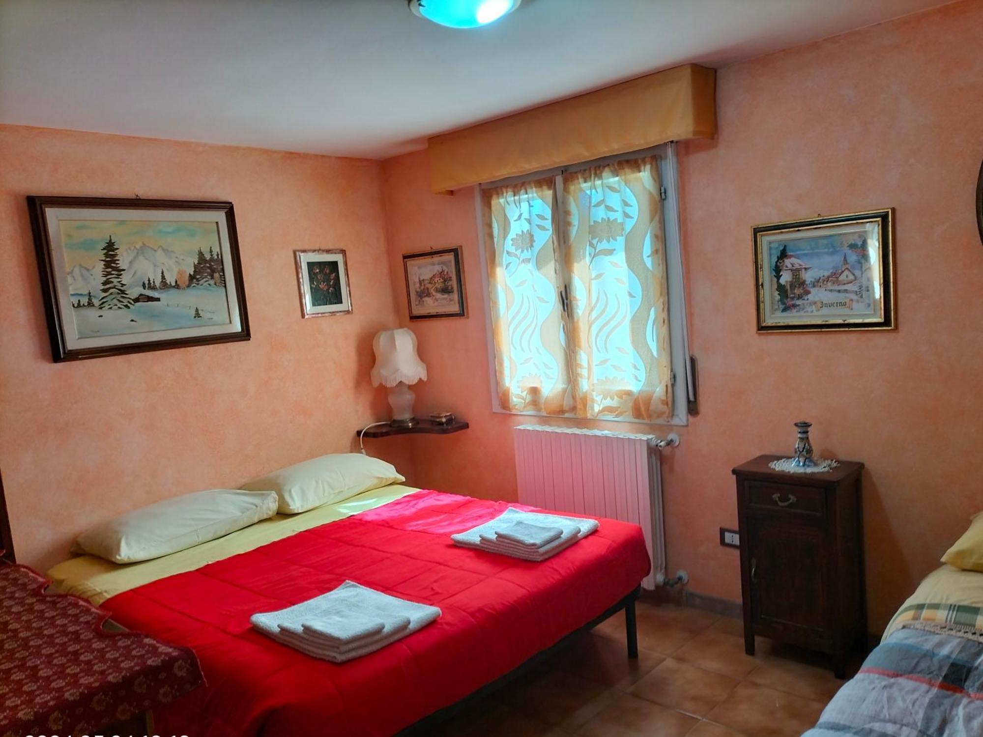 Il Cantinoccio B&B Cerasolo Phòng bức ảnh
