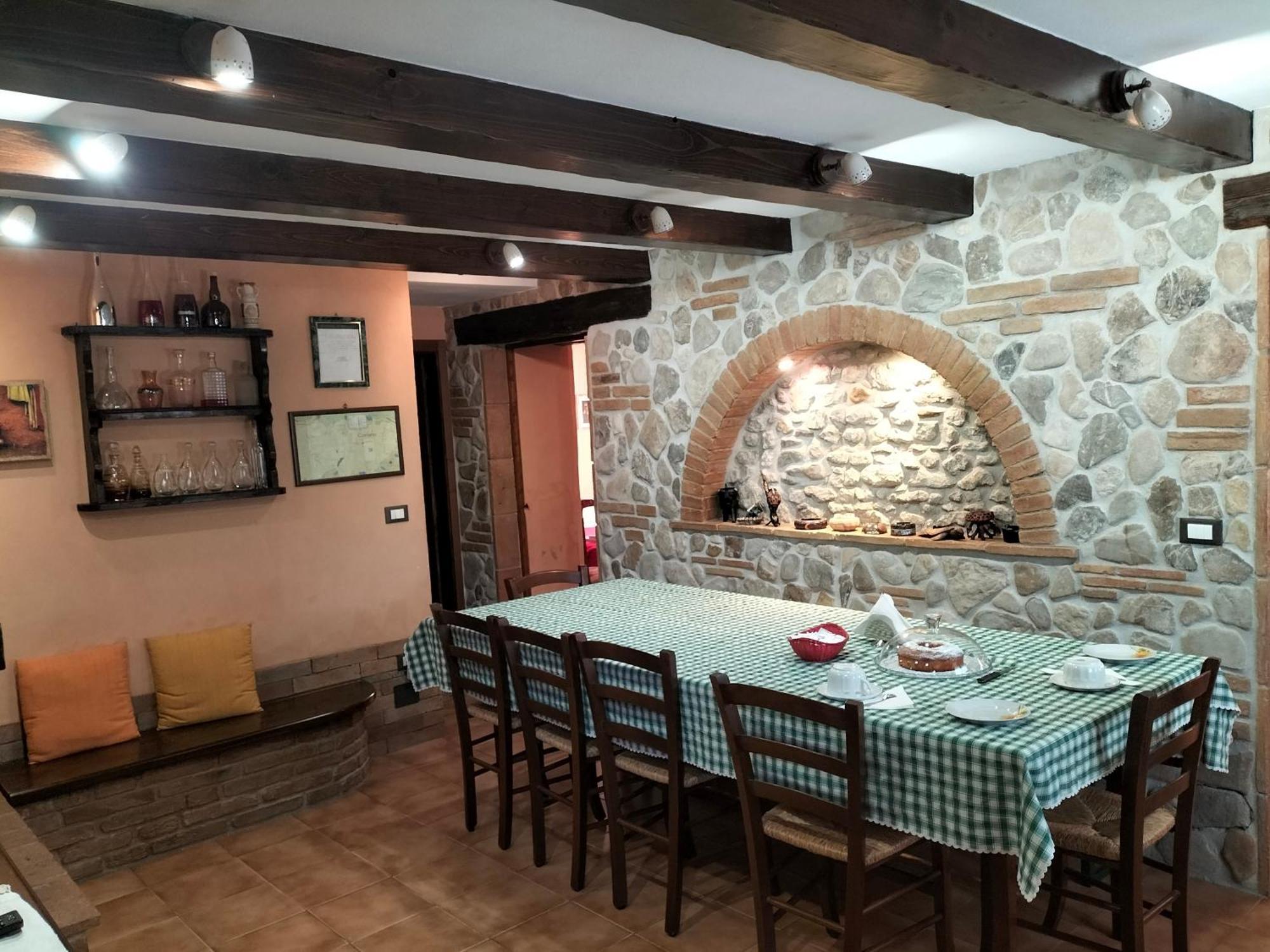 Il Cantinoccio B&B Cerasolo Phòng bức ảnh