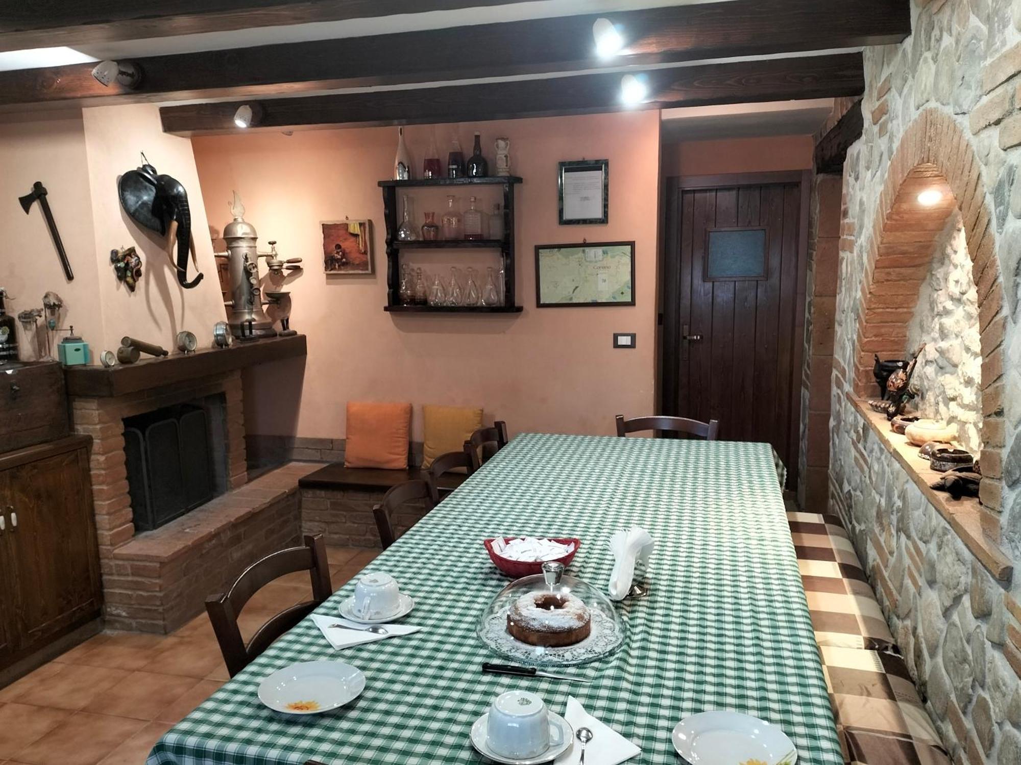 Il Cantinoccio B&B Cerasolo Phòng bức ảnh